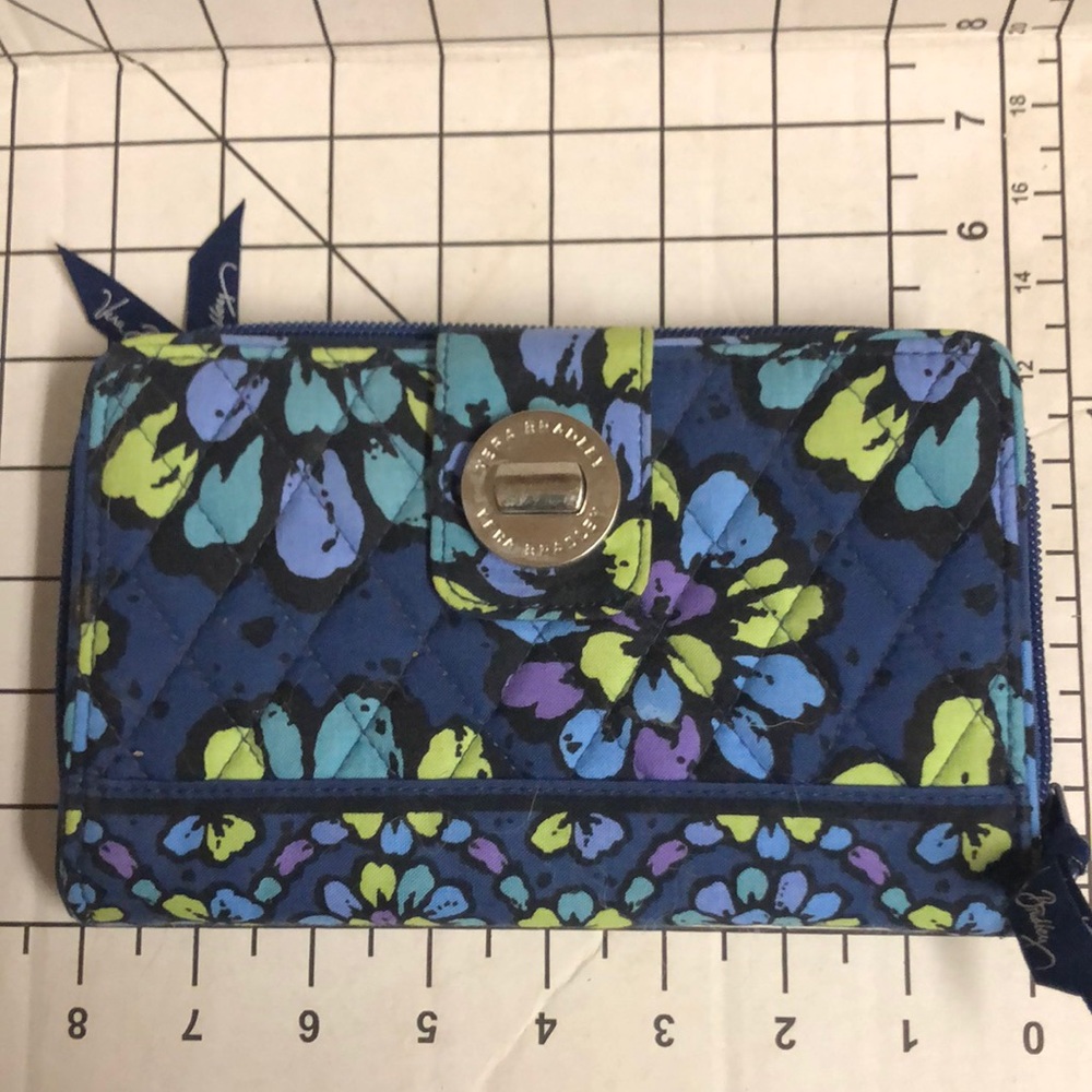 Vera Bradley Wallet Silver Metal Clasp